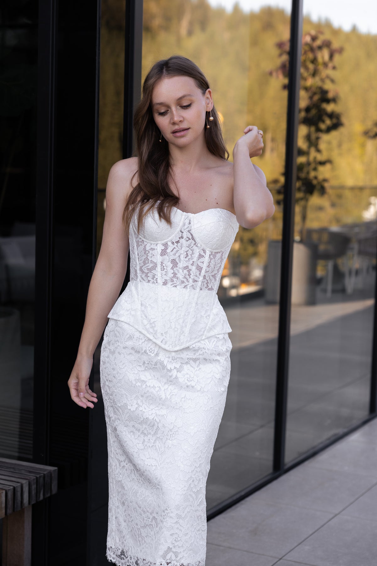 Lace skirt