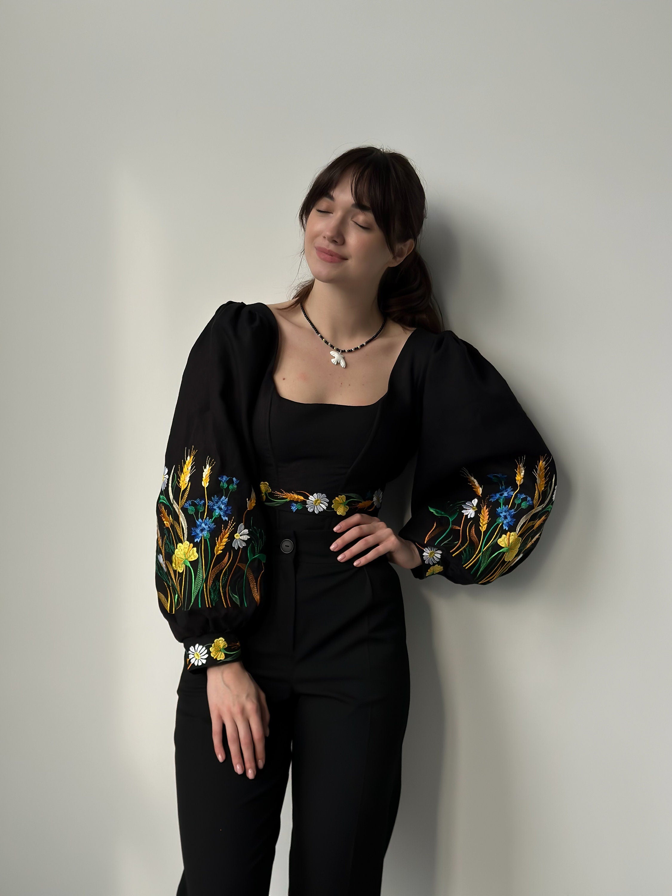 Ukrainian embroidered custom corset, black linen ukrainian handmade corset top with sleeves, black corset top