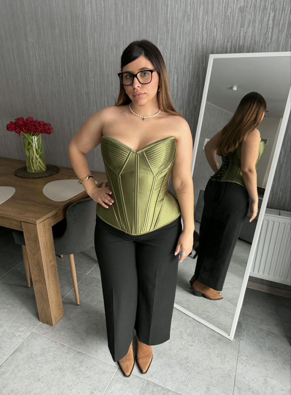 Corset top plus size, wedding guest dress, Prom dress, and festival outfits!