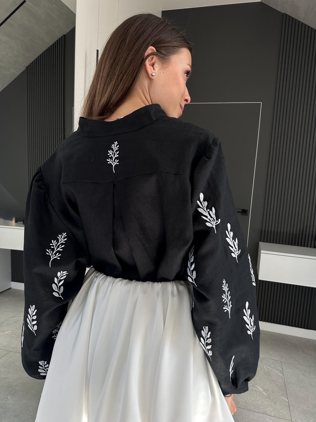 Black linen Embroidered Blouse for Women, Long Sleeve Linen Tunic, Linen Shirt with Red Embroidery, Ukrainian Vyshyvanka Boho Style Top